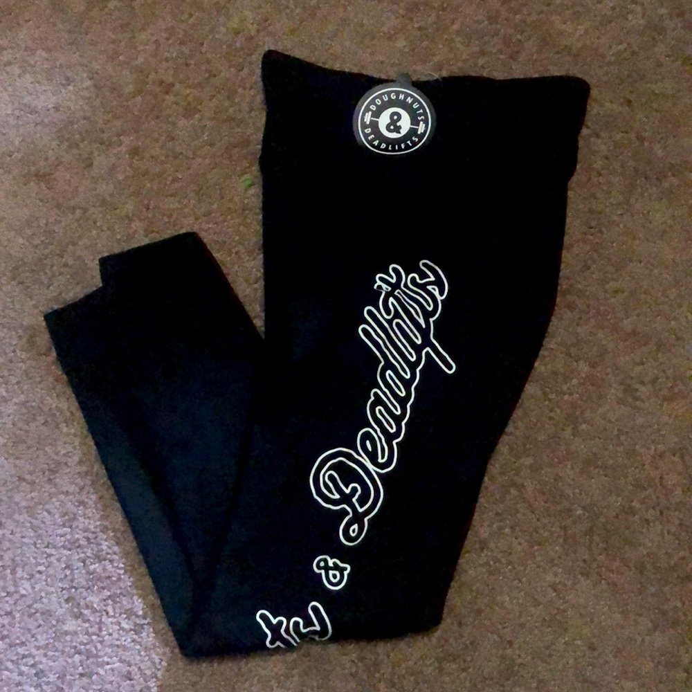 DNDL Leggings with rouched Booty accent